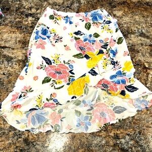 Carter’s White Floral Skirt Girls size 6
